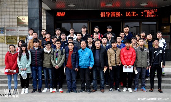 安工大在公司作畢業(yè)設計，在皖南電機合影留念