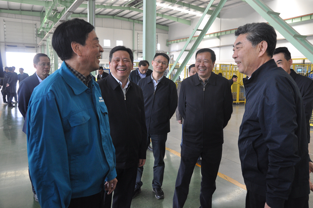 安徽省常務(wù)副省長(zhǎng)鄧向陽(yáng)來(lái)皖南電氣調(diào)研 安徽省常務(wù)副省長(zhǎng)鄧向陽(yáng)來(lái)皖南電氣調(diào)研